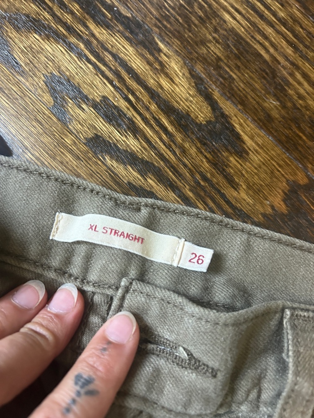 Linen Levi's - Picture 5 of 6